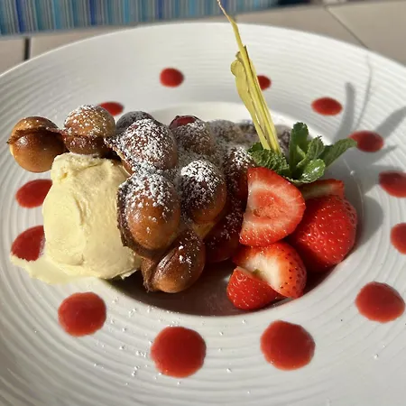 Western Ξενοδοχείο 3*